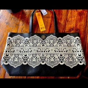 Tory Burch Kerrington East/West Tote Bag